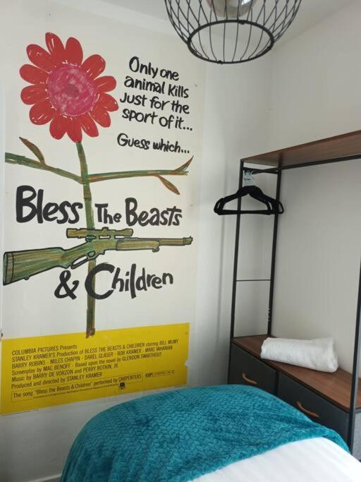 Antonio Str Liverpool 6 Beds מראה חיצוני תמונה