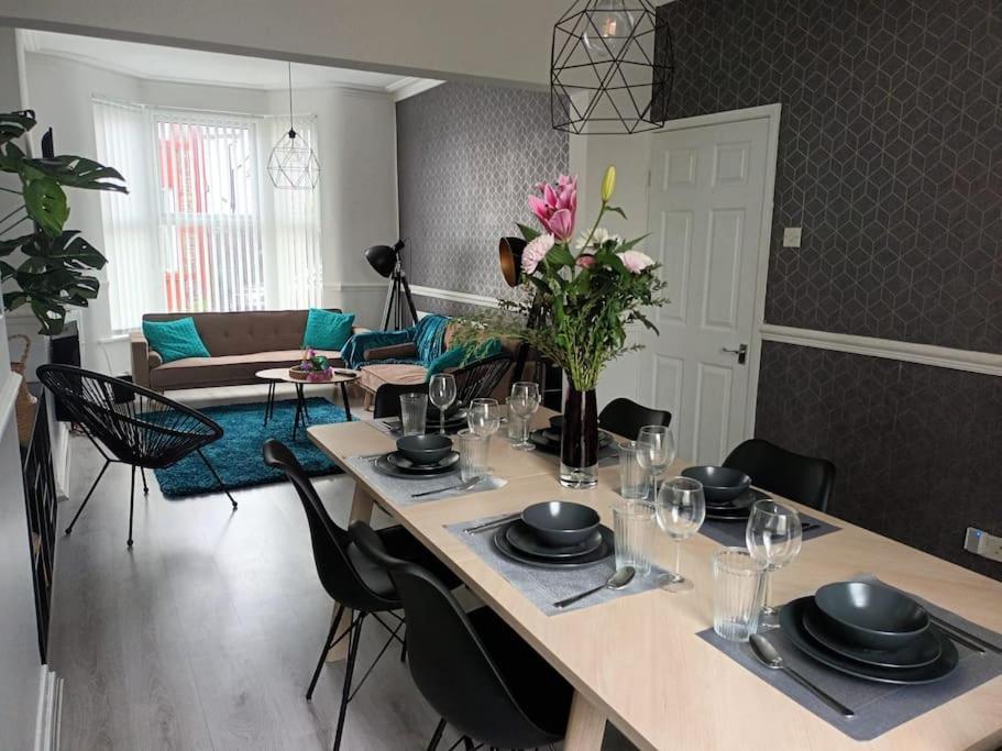 Antonio Str Liverpool 6 Beds מראה חיצוני תמונה