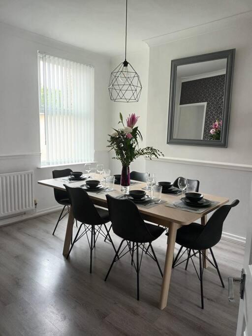 Antonio Str Liverpool 6 Beds מראה חיצוני תמונה