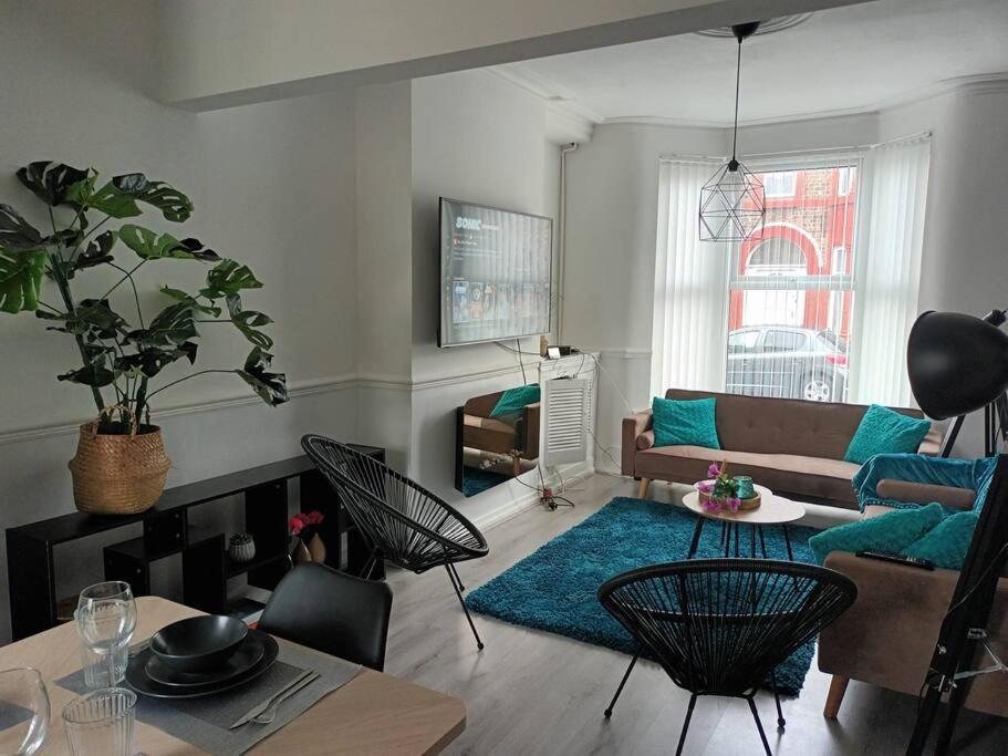 Antonio Str Liverpool 6 Beds מראה חיצוני תמונה