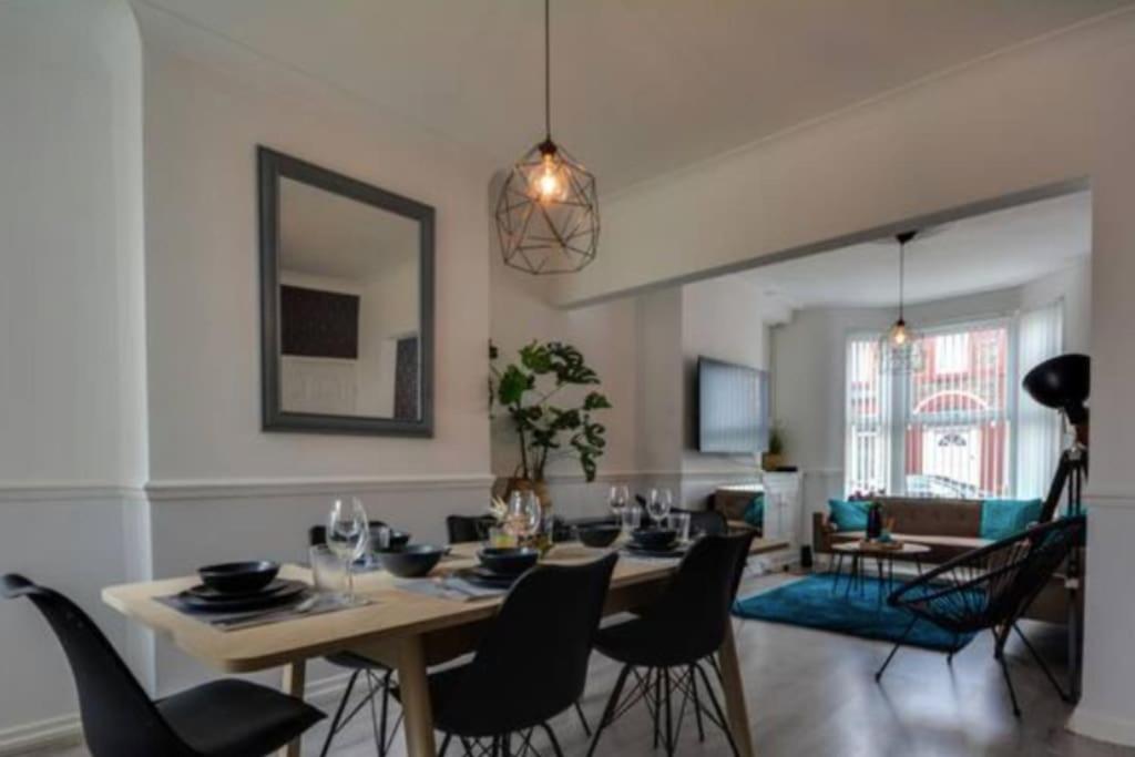 Antonio Str Liverpool 6 Beds מראה חיצוני תמונה